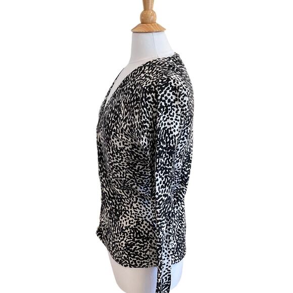 Merona Cotton Blend Black & White Animal Print V-Neck Long Sleeve Cardigan, S - Picture 3 of 10